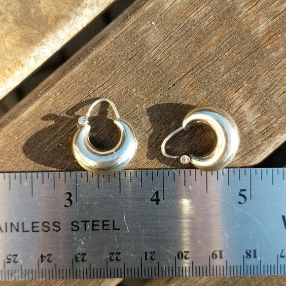 Sterling Silver Endless Closure Crescent E… - Picture 2 of 5